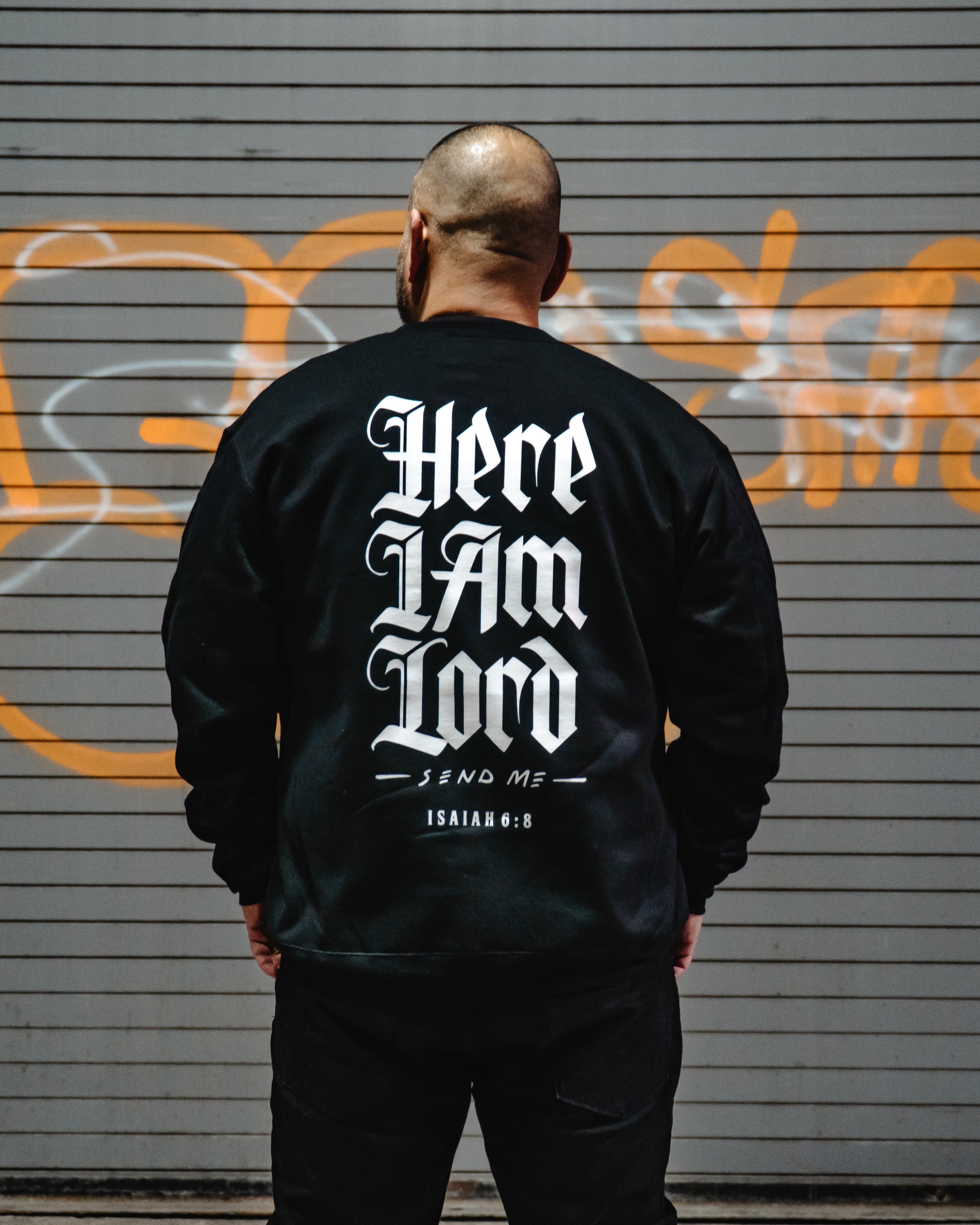 SWEATERS / HOODIES